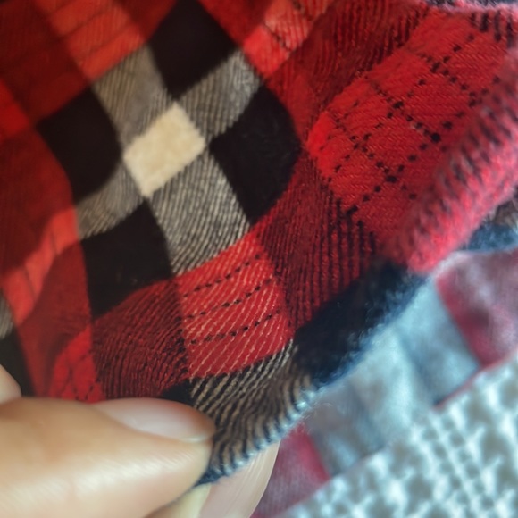 Flannel - Picture 3 of 4